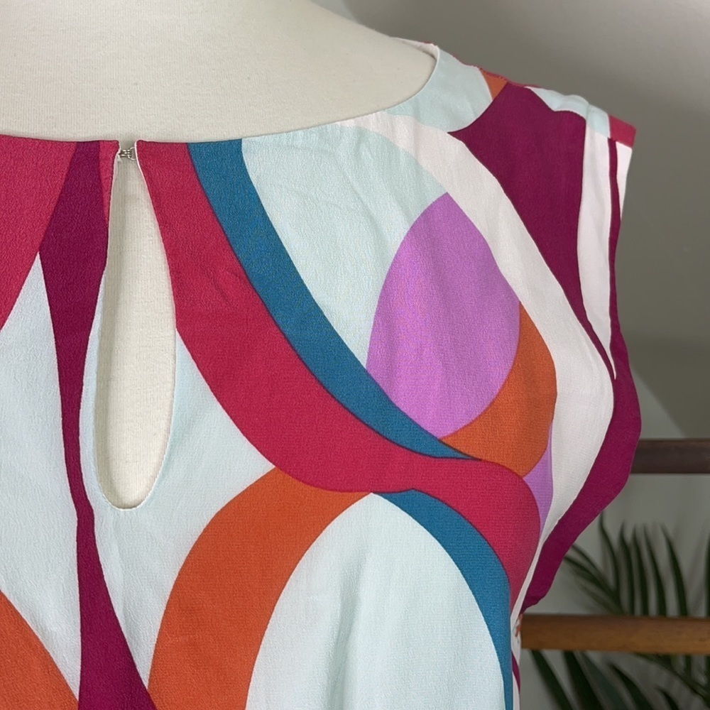 Marciano Silk Art Deco POCKETS! Dress XS - Picture 2 of 9